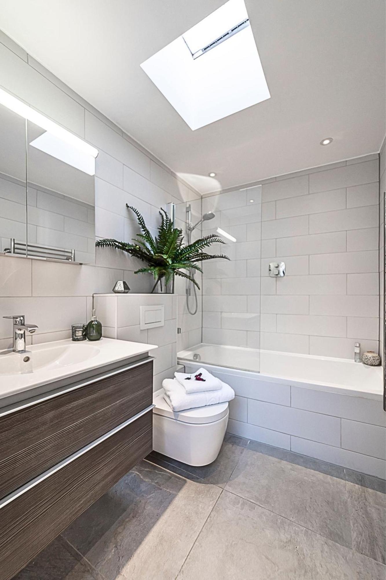 Kensington Oasis Central London 2Br Private House - Near Harrods, Kensington Palace, And Other London Attractions ภายนอก รูปภาพ